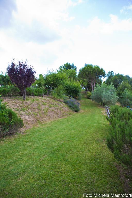 Poggio Paradiso Apartments Mengara Экстерьер фото